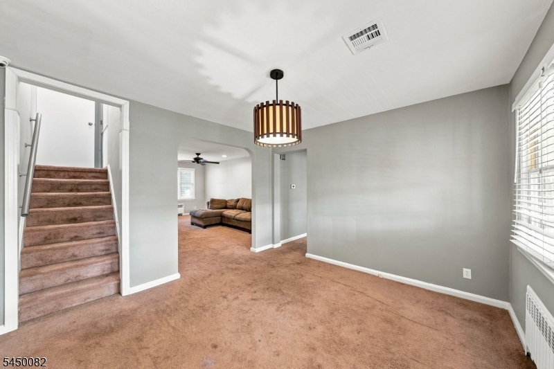 519 Livingston Rd