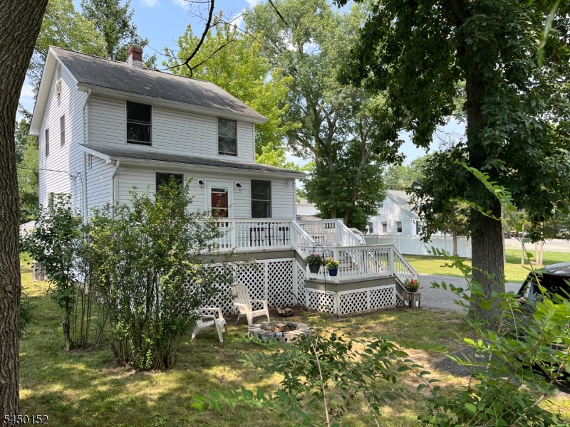 62 Ridgedale Ave