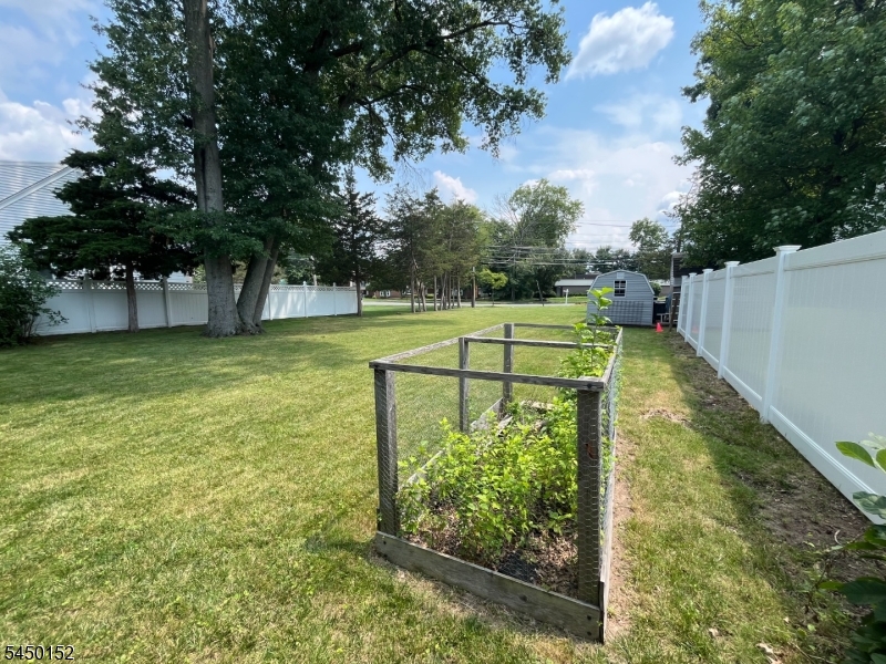 62 Ridgedale Ave