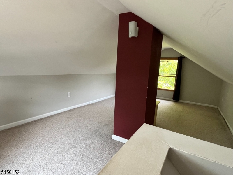 62 Ridgedale Ave