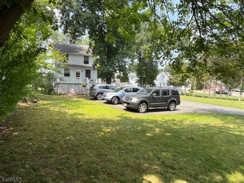 62 Ridgedale Ave
