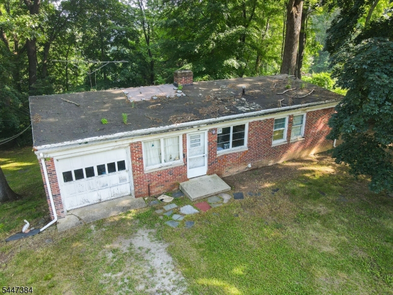 24 Underrock Rd
