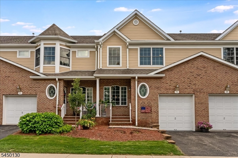 79 Mara Blvd