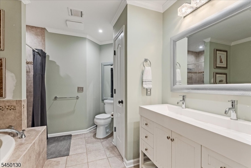 79 Mara Blvd