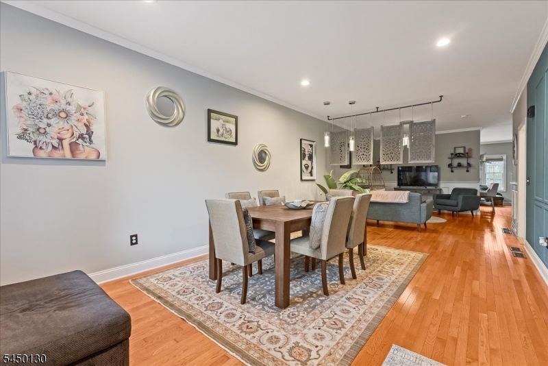 79 Mara Blvd