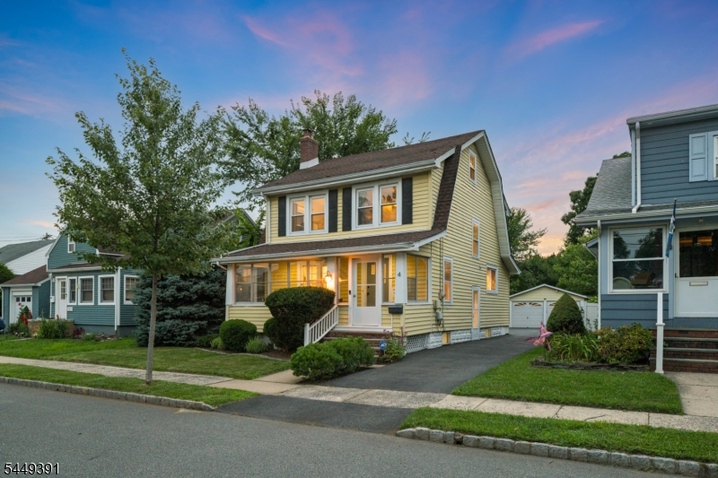 4 Prospect Pl