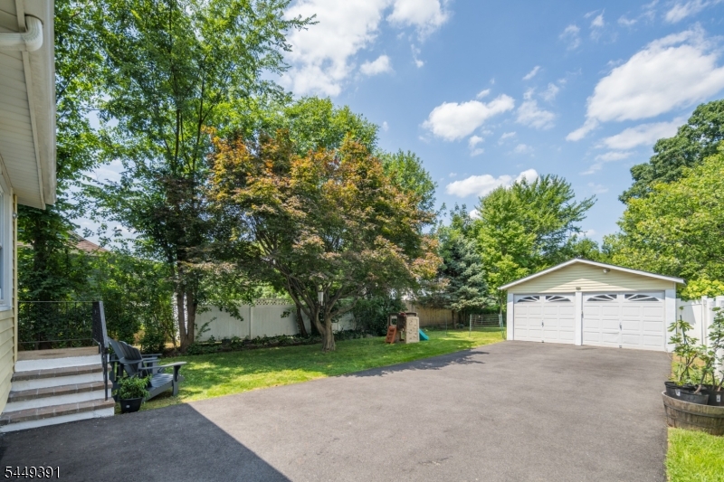 4 Prospect Pl