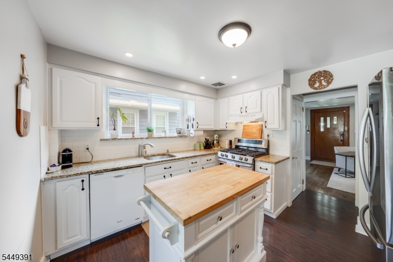 4 Prospect Pl