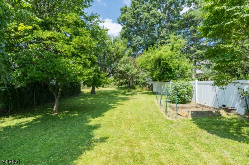 4 Prospect Pl