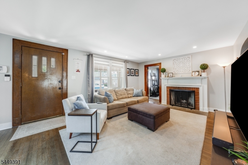 4 Prospect Pl