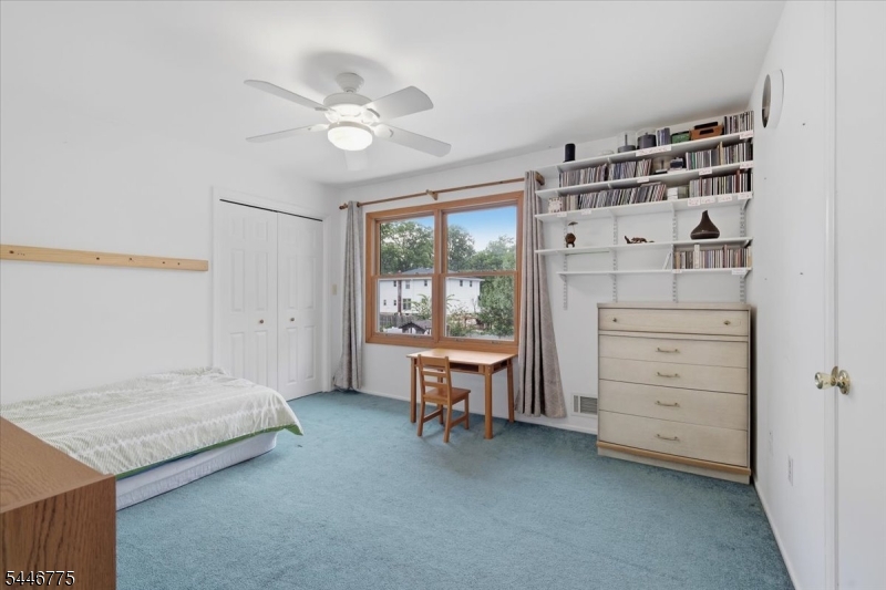 3 Winterberry Cir
