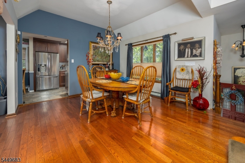 1150 Lakeside Dr