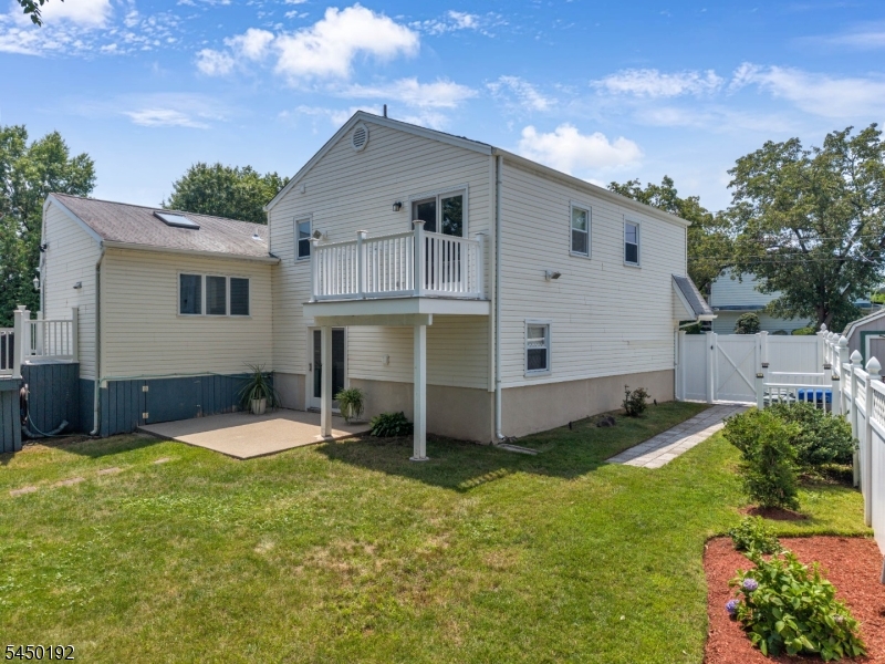 4 Boyd Ave