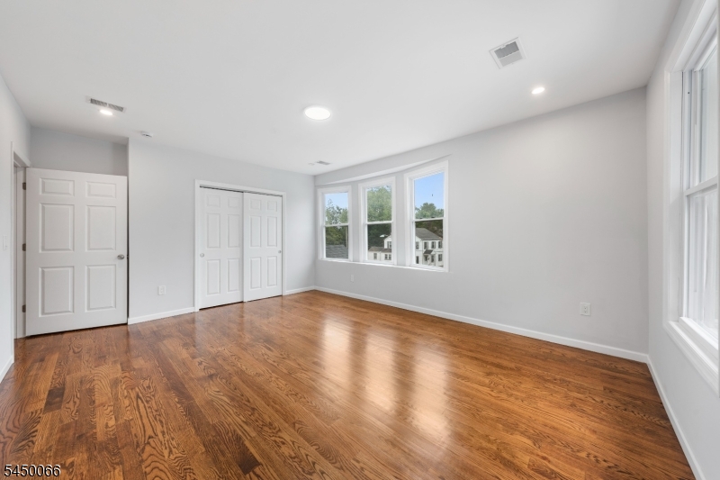 231 Highland Ave