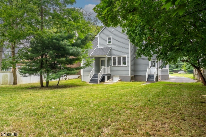 231 Highland Ave
