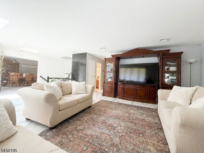 419 Ratzer Rd
