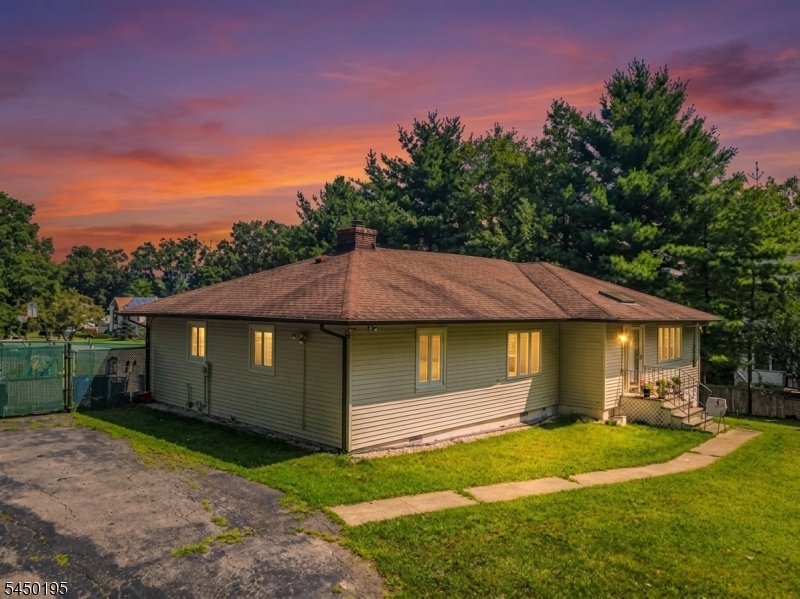 419 Ratzer Rd