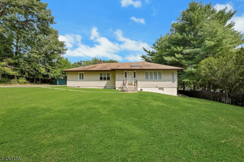 419 Ratzer Rd
