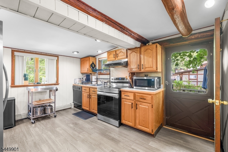 57 Dogwood Ln