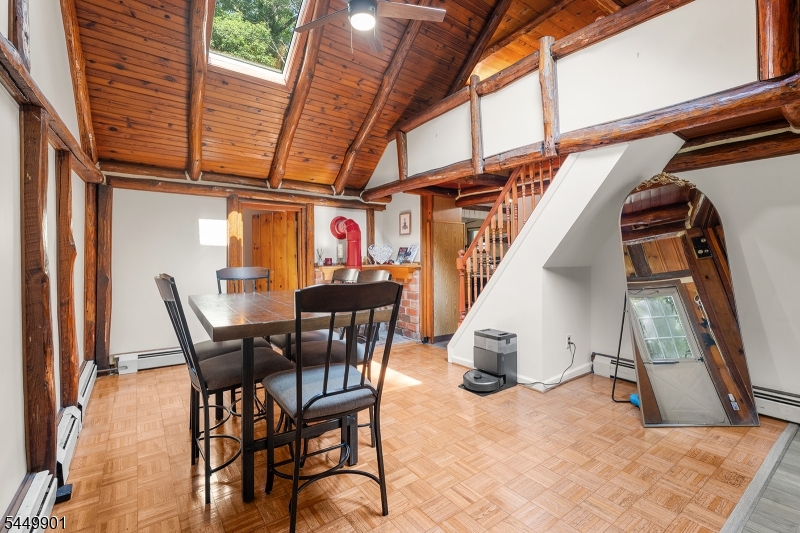 57 Dogwood Ln