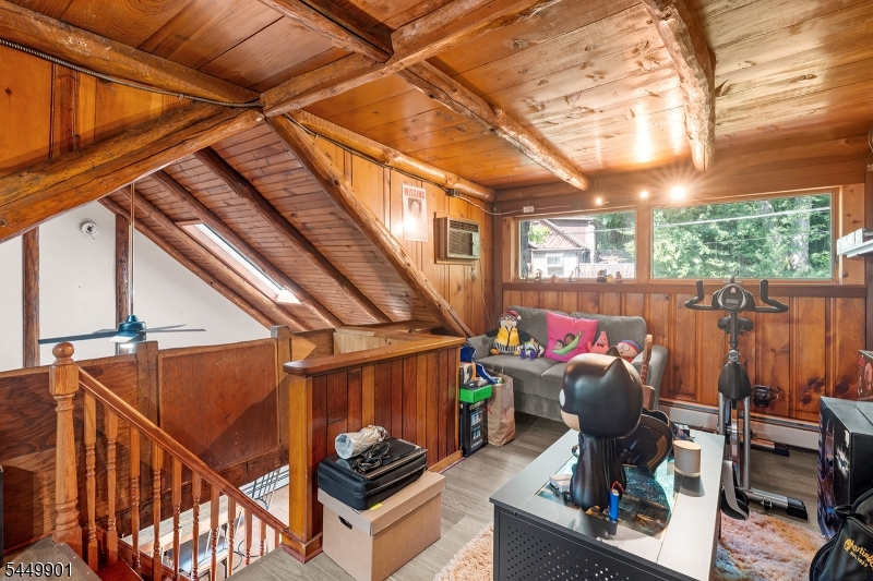 57 Dogwood Ln