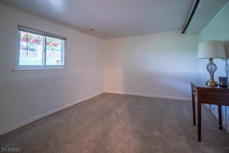 7 Cortland Dr