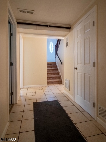 7 Cortland Dr
