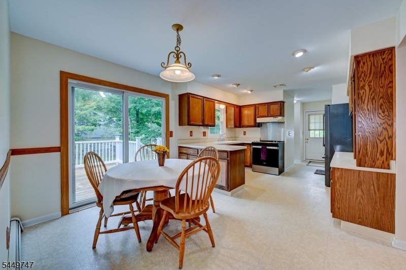 2 Pembroke Ct