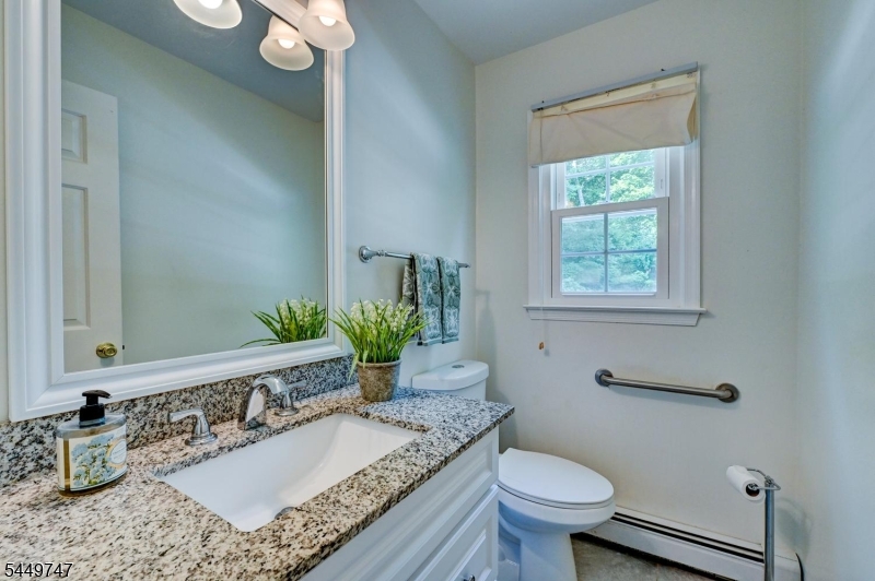 2 Pembroke Ct