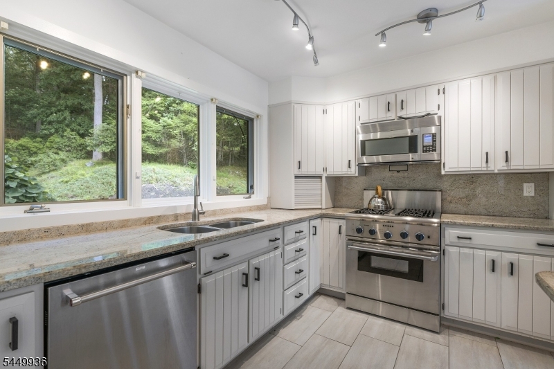 101 Rippling Brook Way