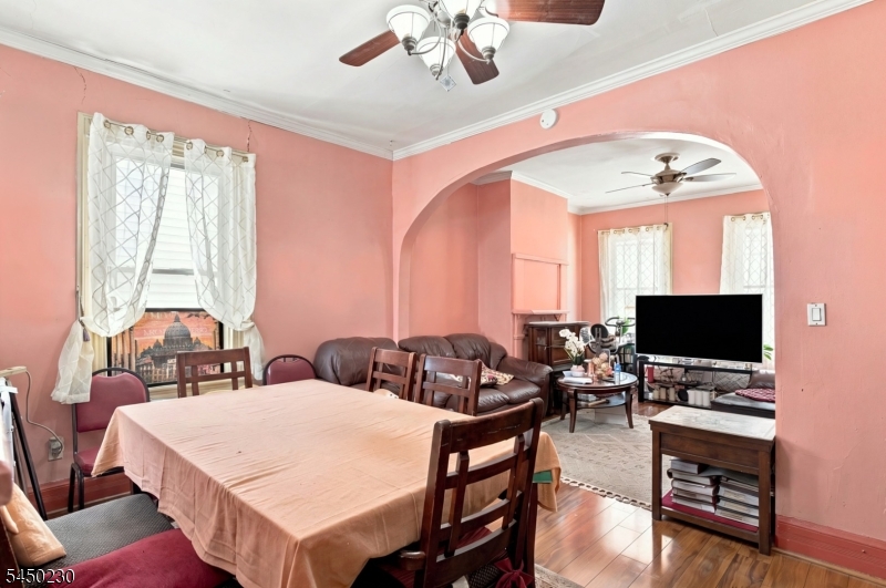 186 Culver Ave