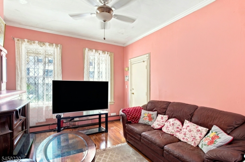 186 Culver Ave