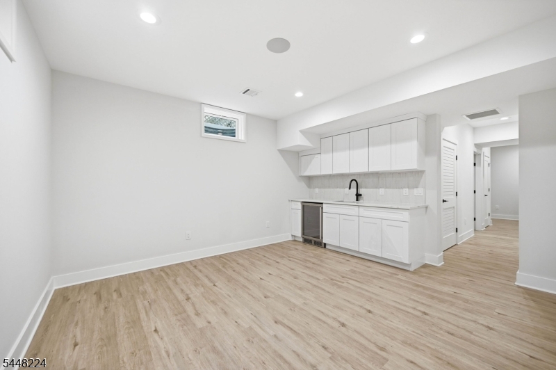 34 Crestview Hill Rd