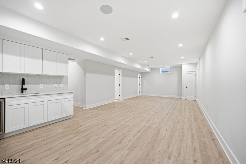 34 Crestview Hill Rd