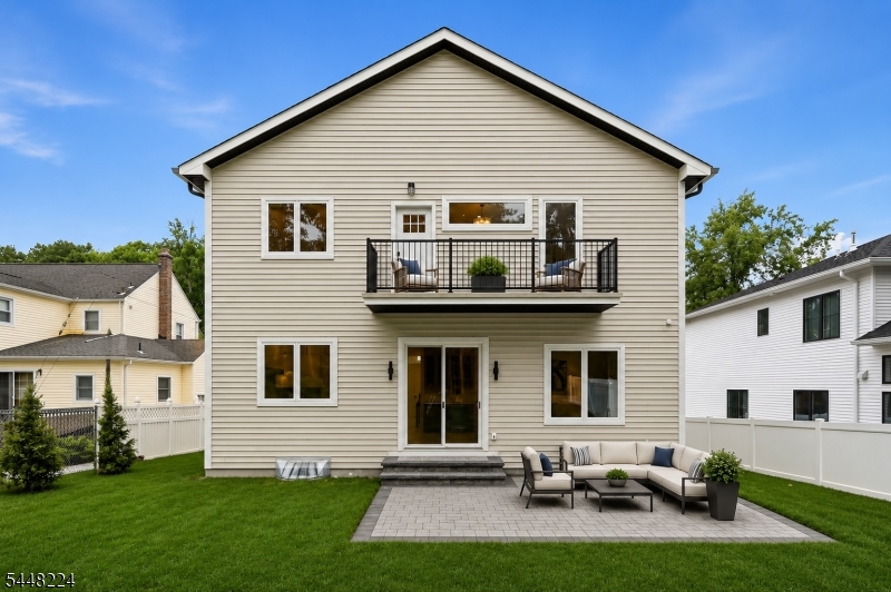 34 Crestview Hill Rd