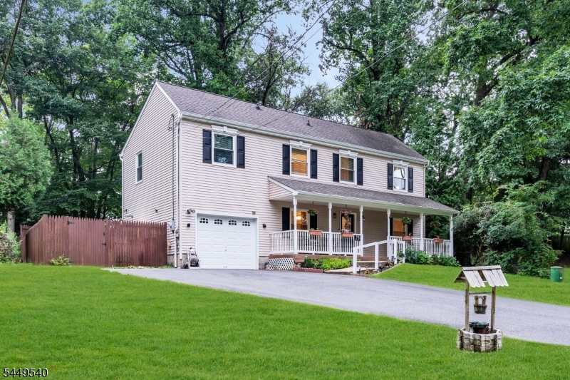 23 Leo Ave
