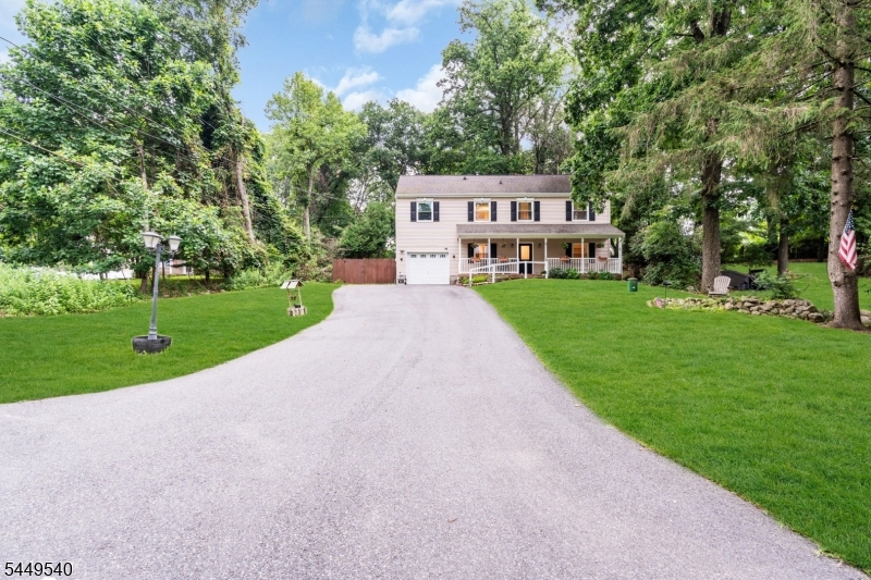 23 Leo Ave