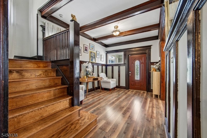 826 Degraw Ave