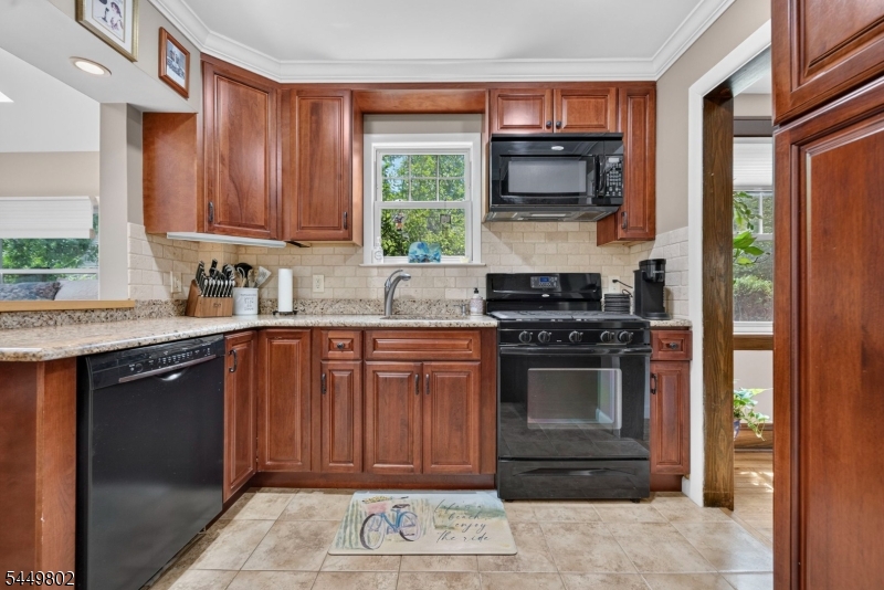 21 Crossbrook Rd