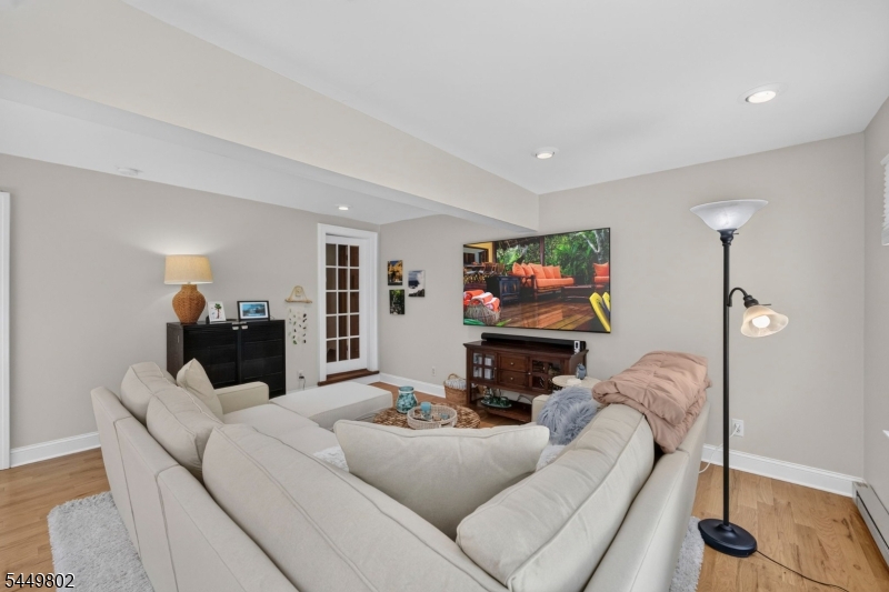 21 Crossbrook Rd