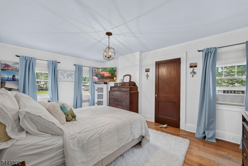 21 Crossbrook Rd