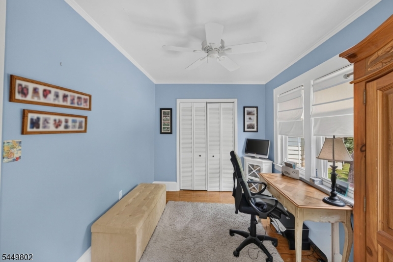 21 Crossbrook Rd