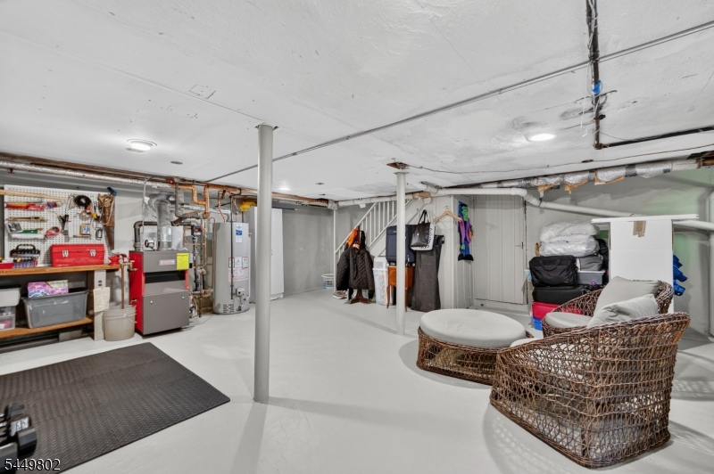 21 Crossbrook Rd