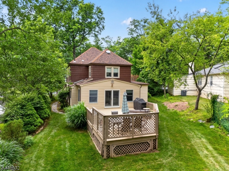 21 Crossbrook Rd