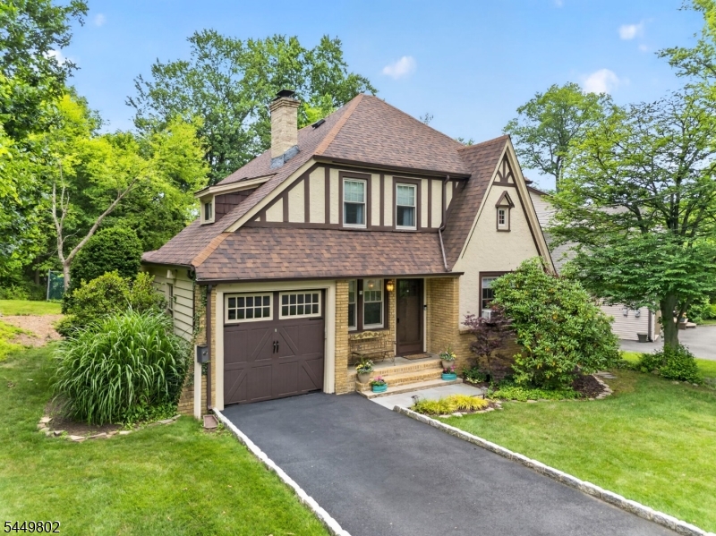 21 Crossbrook Rd