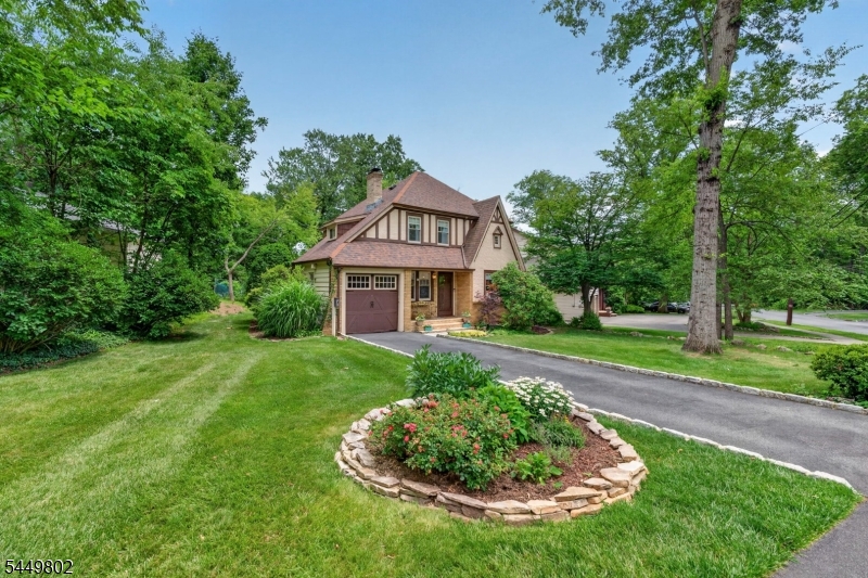 21 Crossbrook Rd