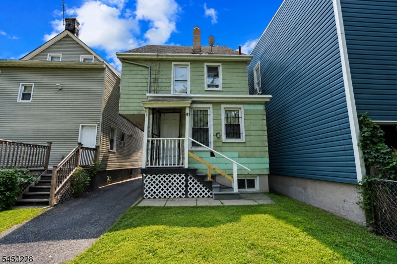 27 Cummings St