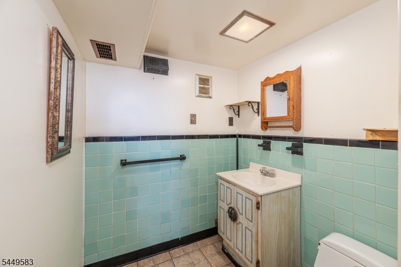 61 Doherty Dr
