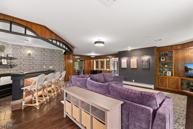49 Dogwood Dr