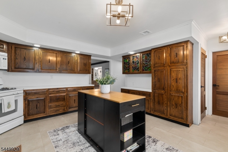 49 Dogwood Dr